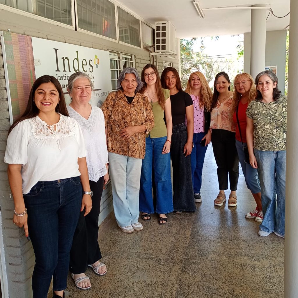 Firma de protocolo de trabajo entre el INDES y organizaciones LGBTIQ+