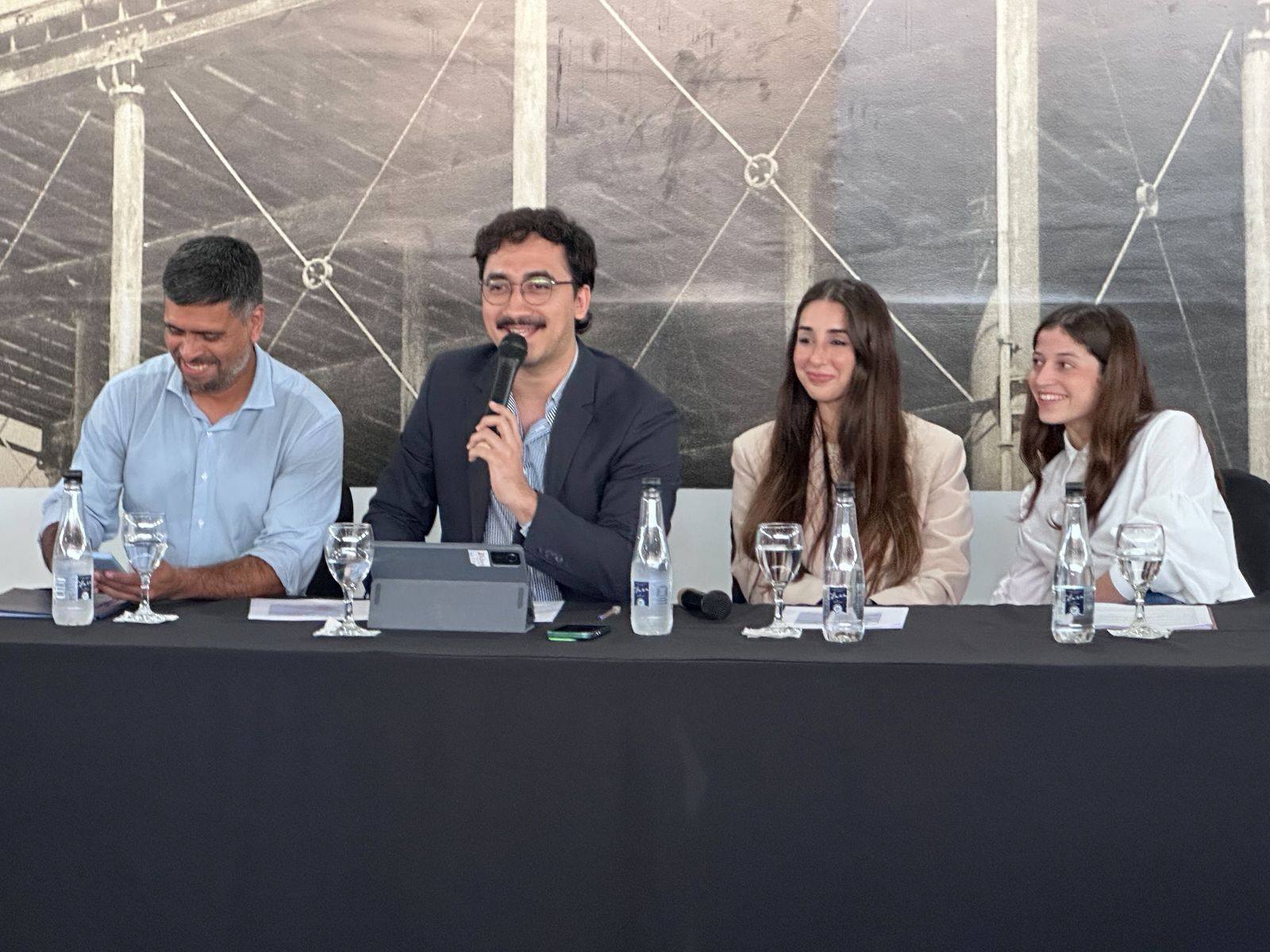 Memoria, historia y debate público: participación del INDES en la Legislatura